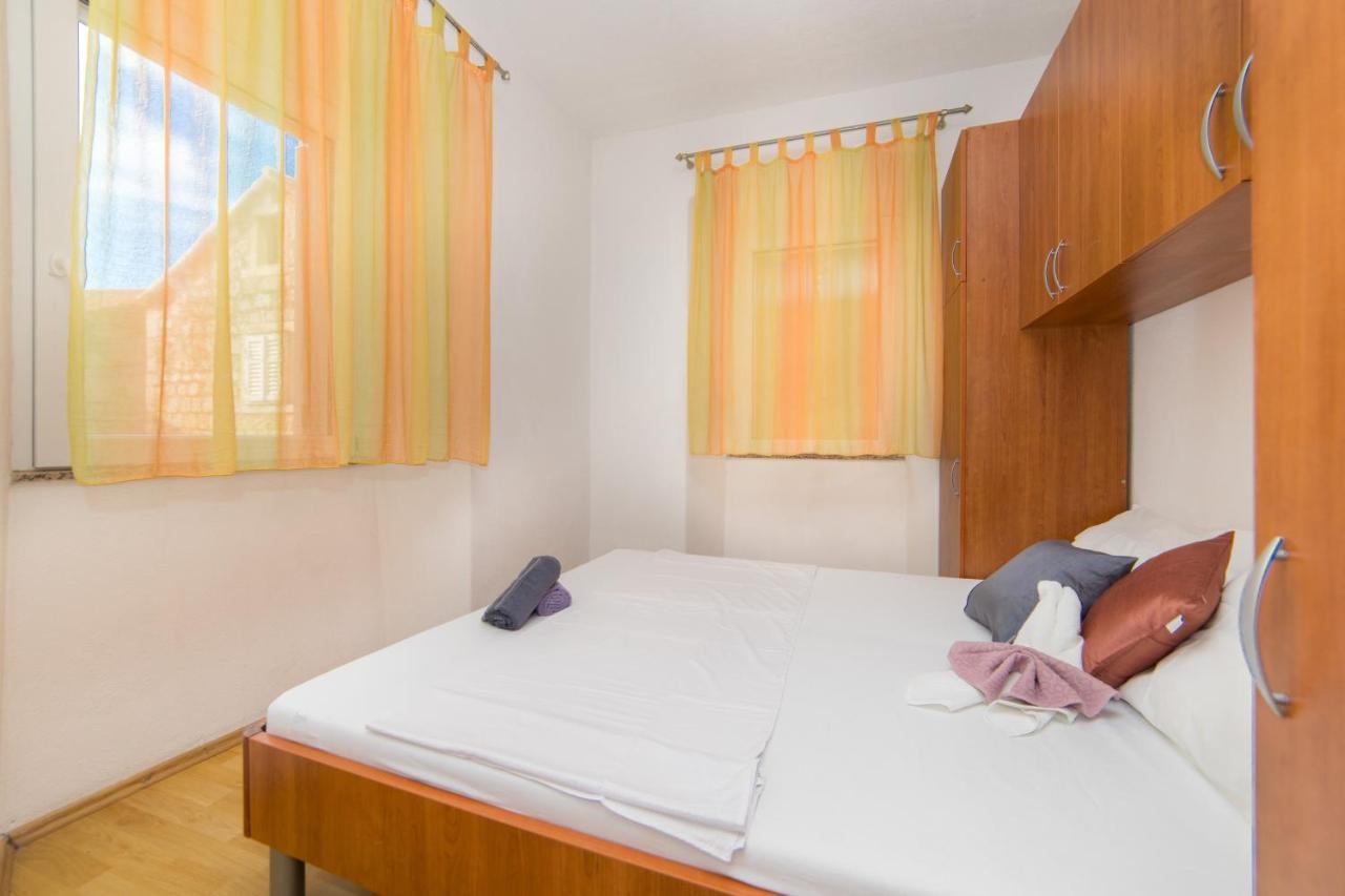 Apartment Kalalarga Макарска Екстериор снимка